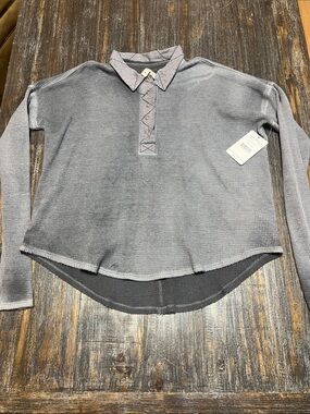 New With Tags Free People Gray Waffle Knit Collared Top